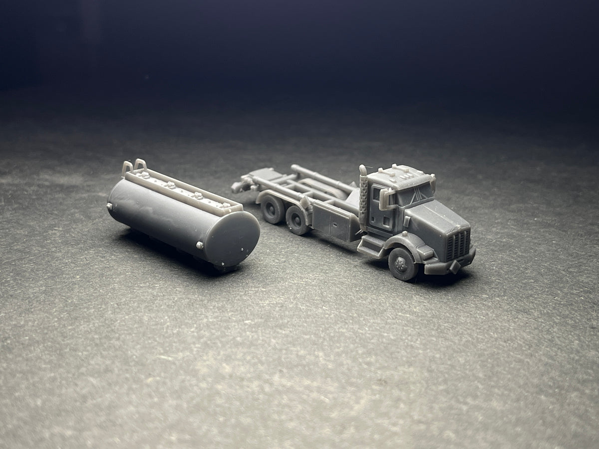 N Scale (1:160 or 12mm) UNPAINTED - T800 Tanker (quad compartment) - NOT a toy!