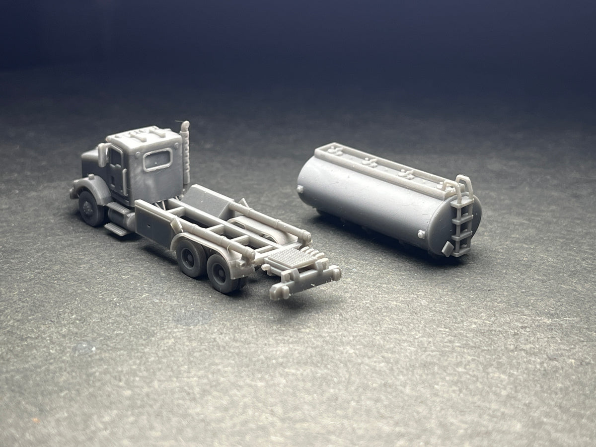 N Scale (1:160 or 12mm) UNPAINTED - T800 Tanker (quad compartment) - NOT a toy!