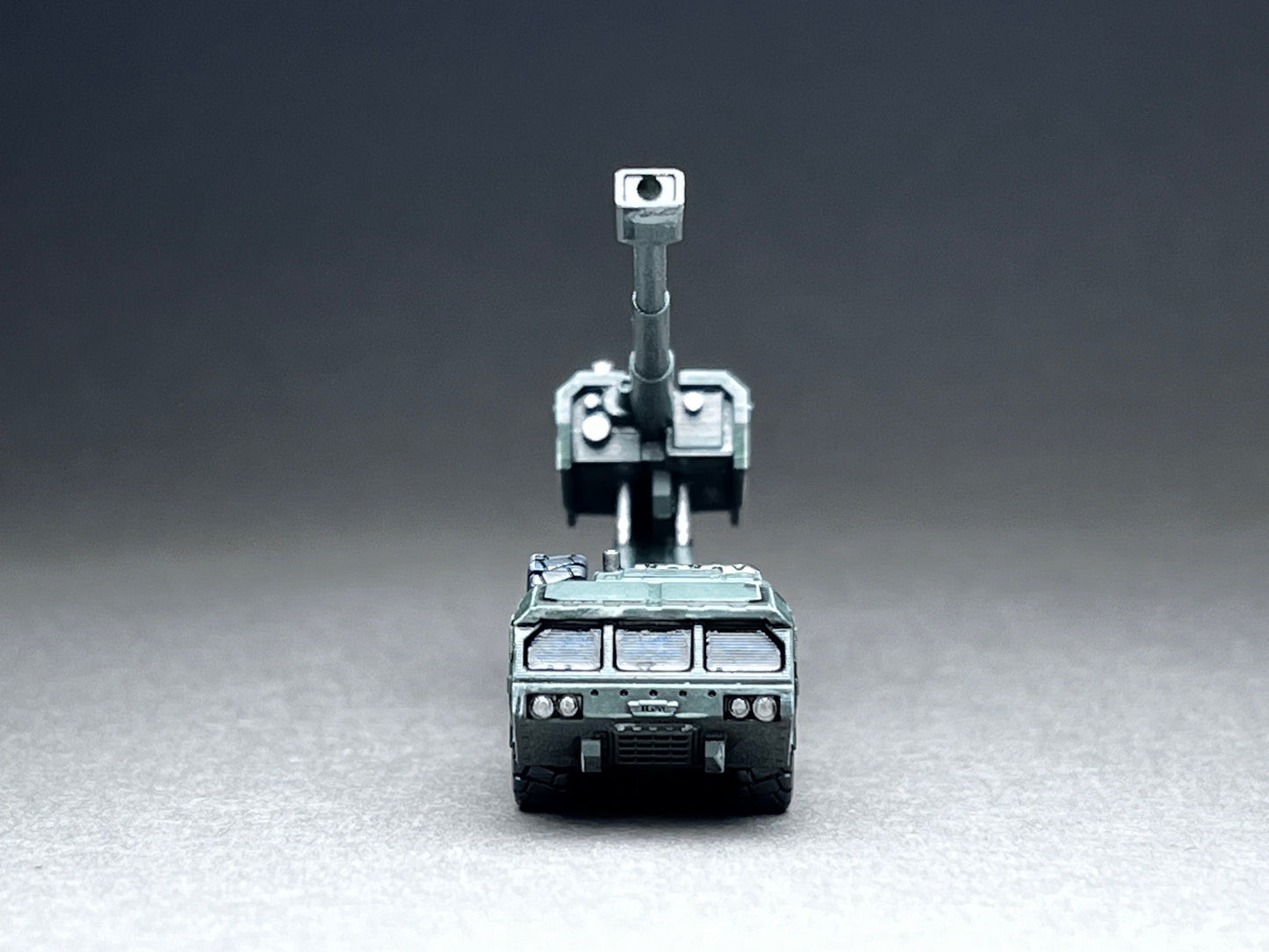 6-8mm scale - One (1) Heavy Tactical Truck - LR Artillery - UNPAINTED, This is NOT a toy!