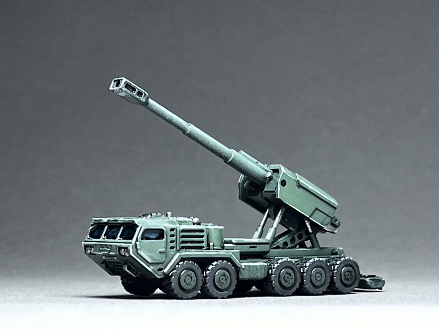 6-8mm scale - One (1) Heavy Tactical Truck - LR Artillery - UNPAINTED, This is NOT a toy!
