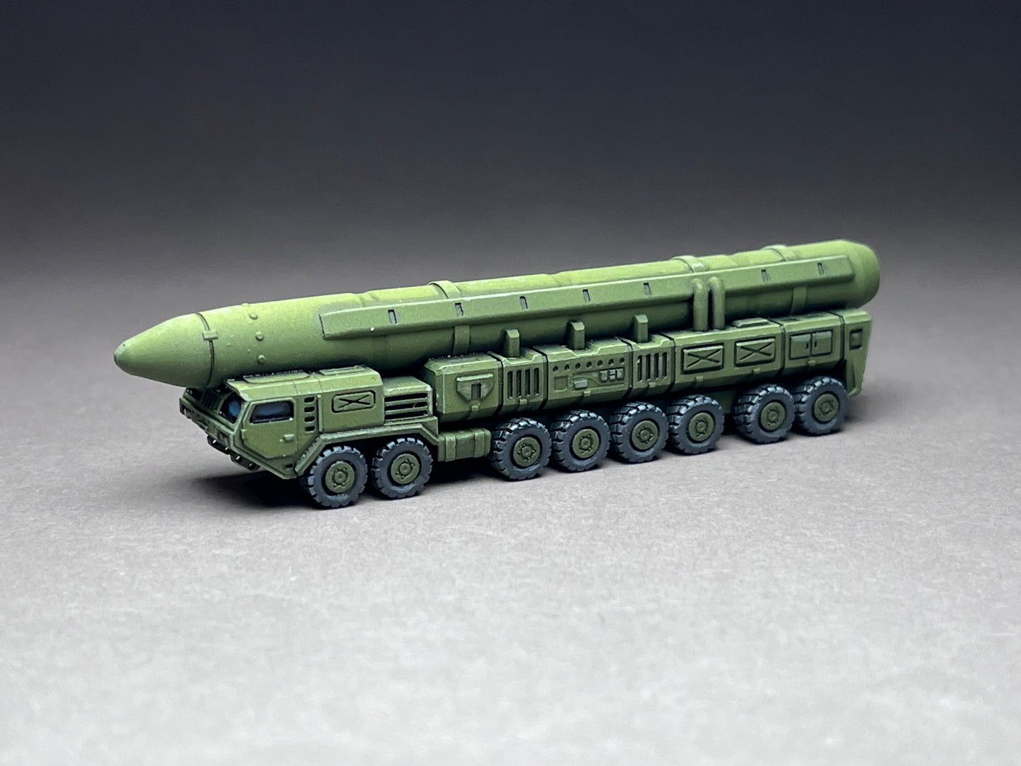 6-8mm scale - HTT-ICBM - Heavy Tactical Truck - Intercontinental Ballistic Missile - Transporter Erector Launcher- UNPAINTED, This is not a toy!