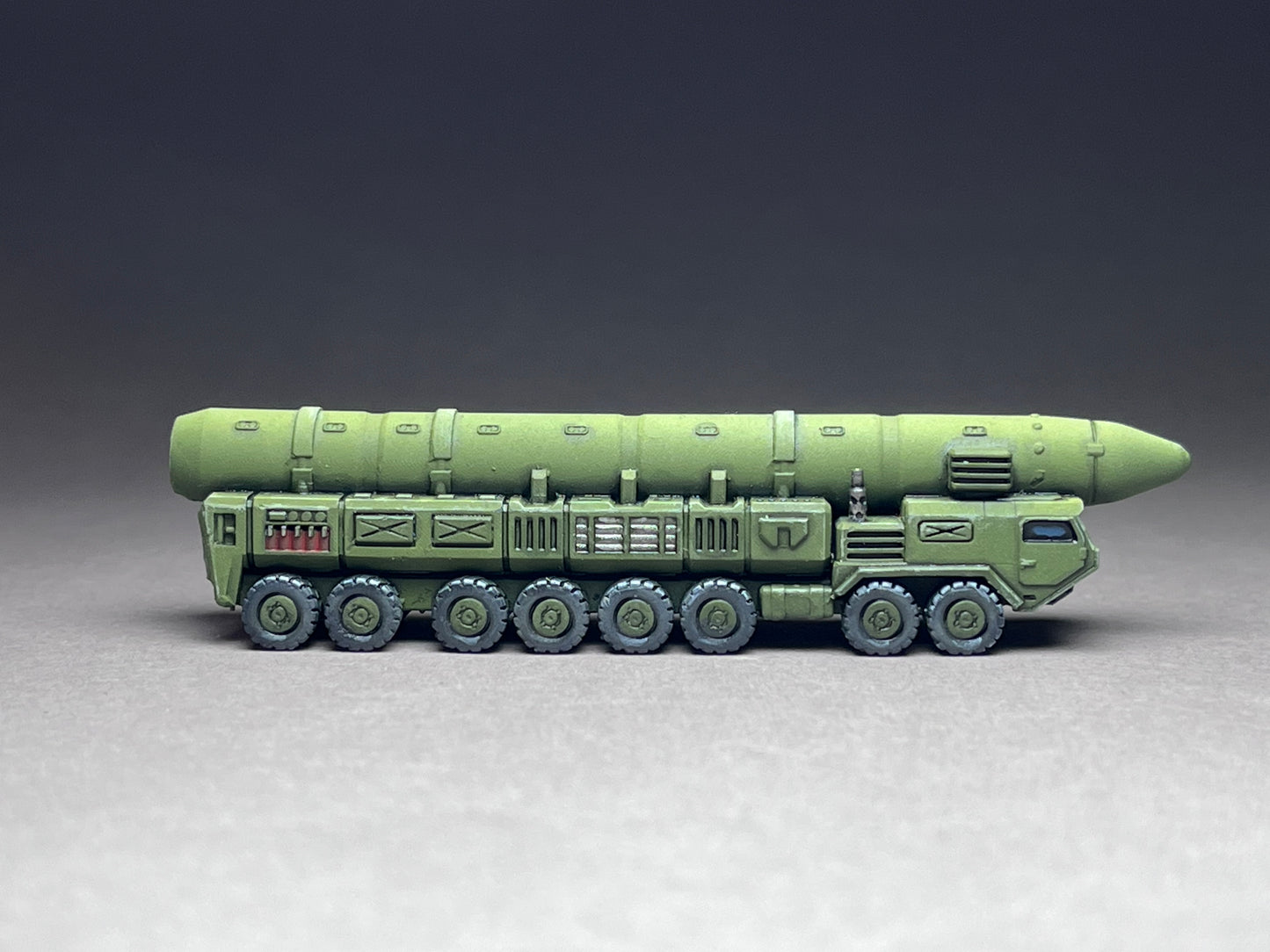 6-8mm scale - HTT-ICBM - Heavy Tactical Truck - Intercontinental Ballistic Missile - Transporter Erector Launcher- UNPAINTED, This is not a toy!