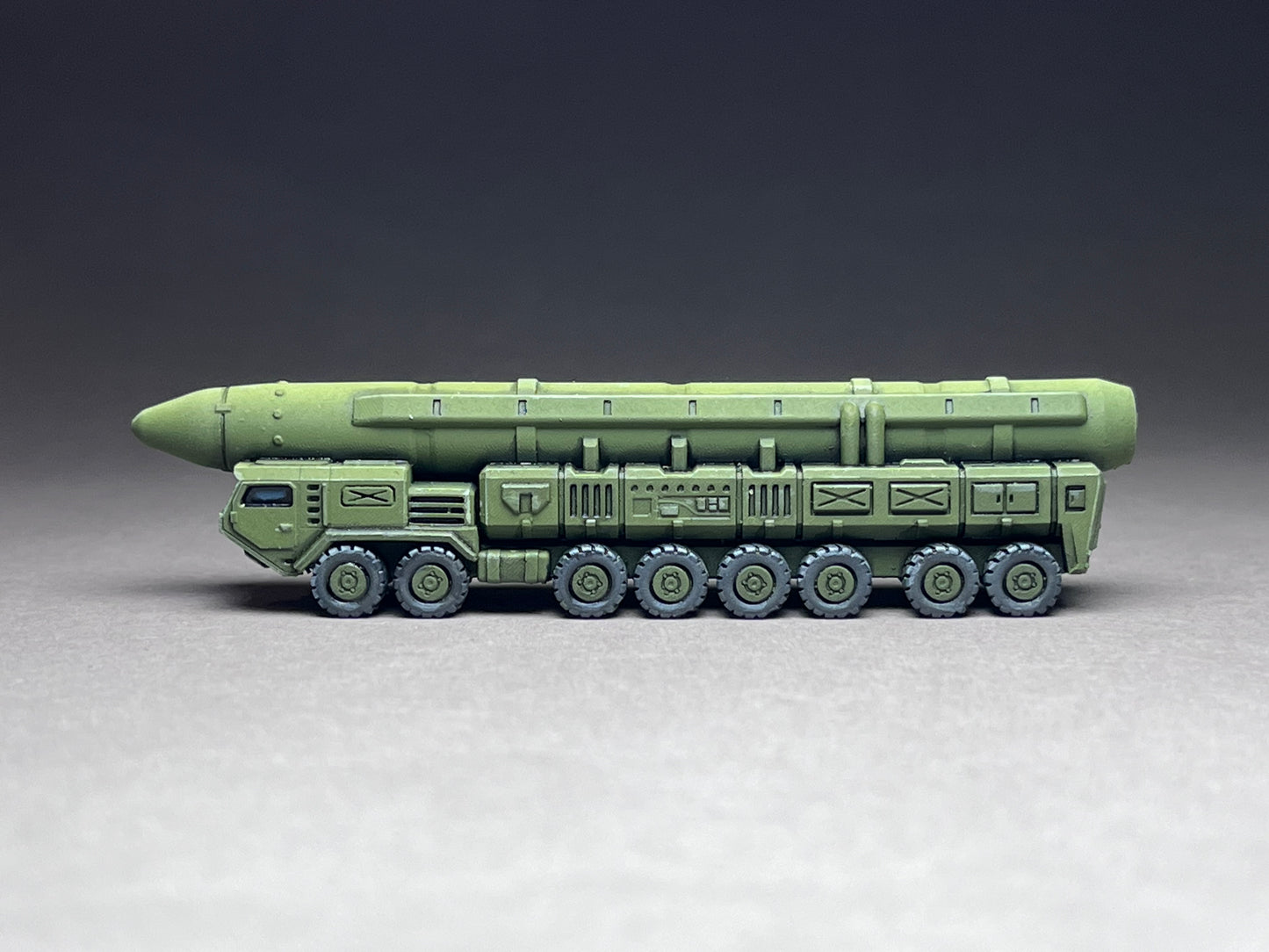 6-8mm scale - HTT-ICBM - Heavy Tactical Truck - Intercontinental Ballistic Missile - Transporter Erector Launcher- UNPAINTED, This is not a toy!