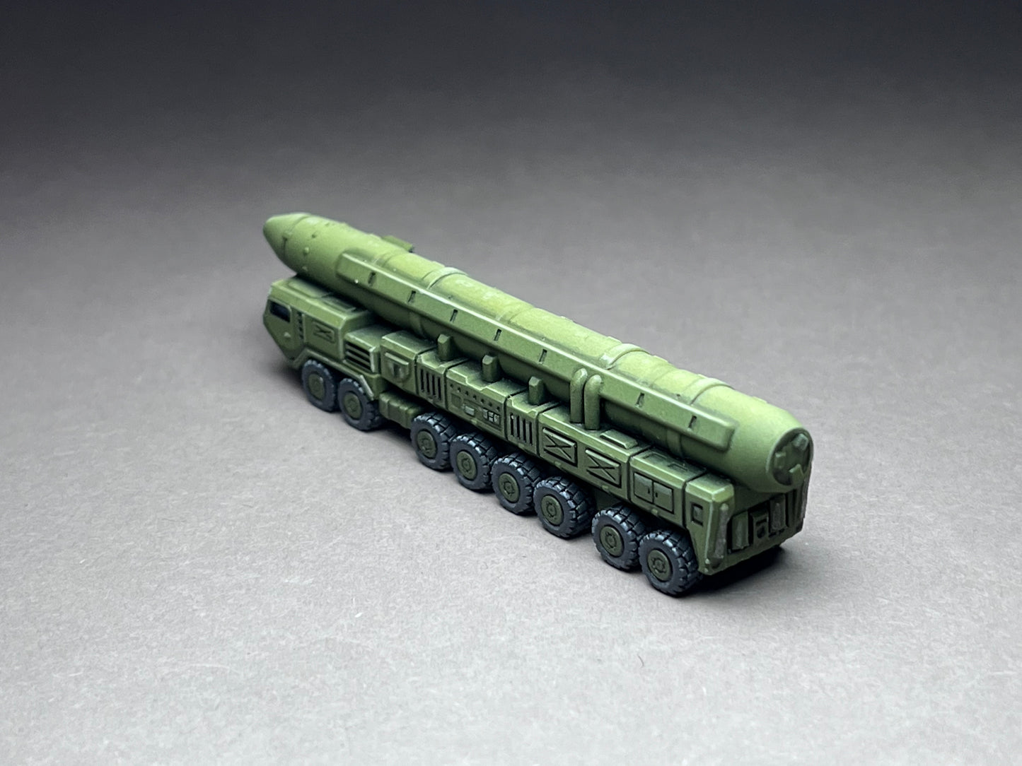 6-8mm scale - HTT-ICBM - Heavy Tactical Truck - Intercontinental Ballistic Missile - Transporter Erector Launcher- UNPAINTED, This is not a toy!