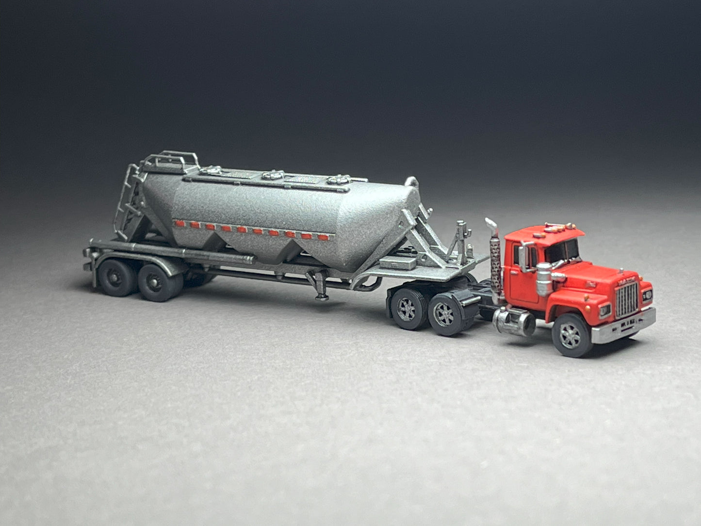 UNPAINTED N Scale (1:160 or 12mm) American Bulldog R-600 Semi (truck only) - NOT A TOY