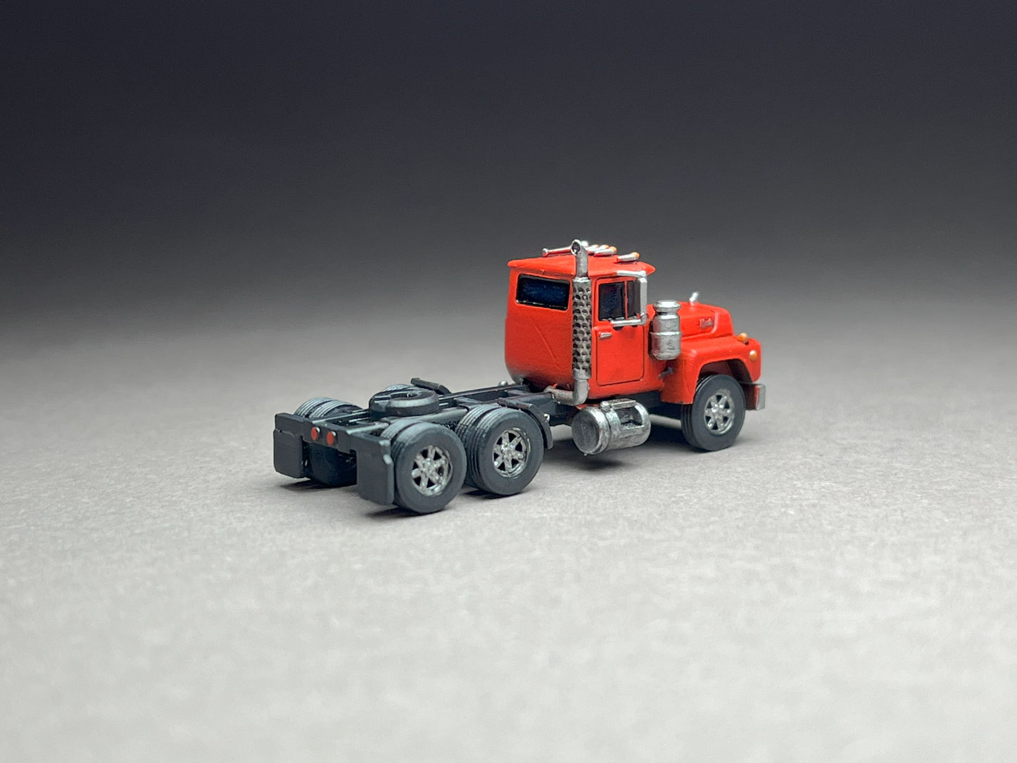 UNPAINTED N Scale (1:160 or 12mm) American Bulldog R-600 Semi (truck only) - NOT A TOY