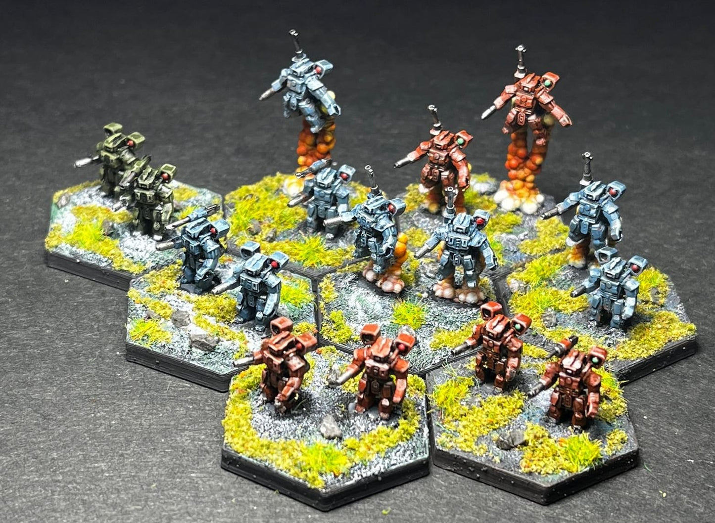 6-8mm scale - 8x Battle Armor + 4 hex bases- UNPAINTED, This is NOT a toy!